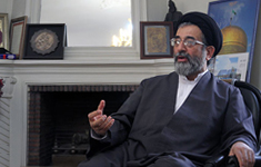 عفو و اجتناب از انتقام منش حضرت امام / لبه تیز انتقاد به دستگاه قضایی در فرمان هشت ماده ای/ عزل عناصر تندرو حکومتی توسط حضرت امام