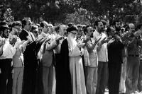  امام خمینی: نماز جمعه مردم را بیدار می کند 