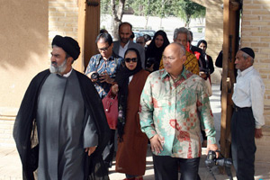 بازدید سفیر اندونزی از بیت تاریخی امام(س) در خمین