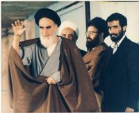 دیدار مردم با امام در حسینیه جماران 