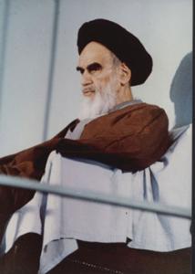پرتره امام در حسینیه جماران