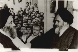 دیدار مردم با امام در قم پس از آزادی از زندان