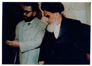 امام در نوفل لوشاتو