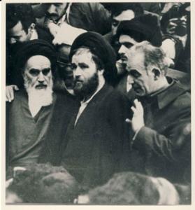 امام در فرودگاه مهرآباد