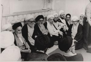 دیدار علما و شخصیتهای داخلی با امام در قم