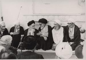 دیدار علما و شخصیتهای داخلی با امام در قم