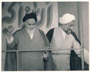 دیدار مردم با امام در حسینیه جماران