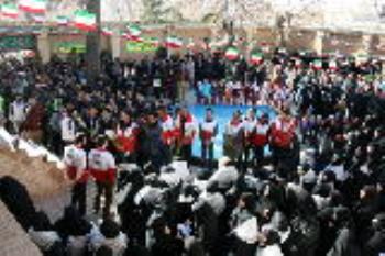  زنگ انقلاب در بیت قدیمی امام خمینی(ره) در خمین نواخته شد 