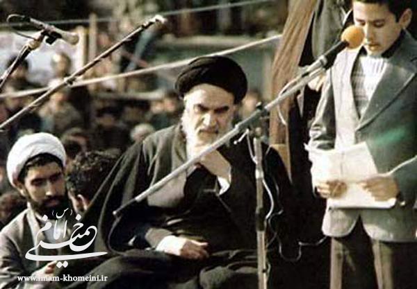اولین دیدار امام خمینی با شهدا در بهشت زهرا