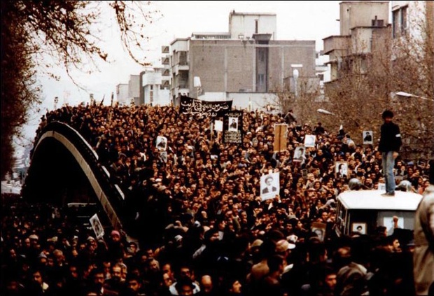 راهپیمایی اربعین و سخنی از امام خمینی(ره)