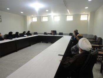 برگزاری نشست علمی «عدالت جنسیتی با رویکردی به دیدگاه امام خمینی »در پژوهشکده امام خمینی(ره)