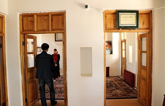 گزارش تصویری بازدید گردشگران چینی از زادگاه امام خمینی(س)