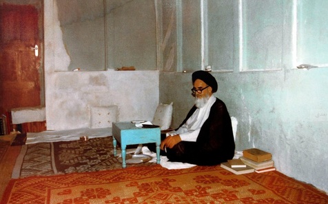 امام با کتاب هایی که به عنوان هدیه به ایشان می رسید، چه می کرد؟