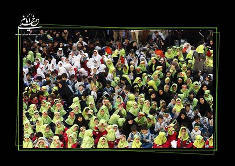 همایش «۳ ساله های حسینی» در حرم امام خمینی(س) برگزار شد