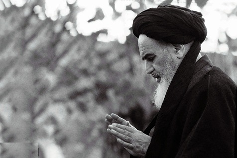 مصاحبه ای بین المللی که بخاطر نماز اول وقت قطع شد!
