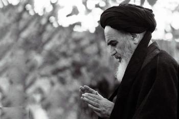مصاحبه ای بین المللی که بخاطر نماز اول وقت قطع شد!