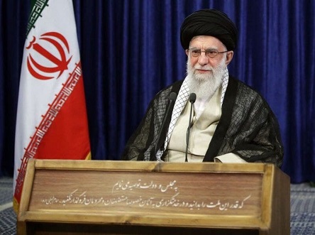 رهبر معظم انقلاب: ملت و کشور ما امروز و تا آینده های دور به نگاهبانی از یاد و خاطره امام عزیز احتیاج دارند/ راز پر شکوه و افتخار بخش این نظام، دو کلمه است: «جمهوری» و «اسلامی»