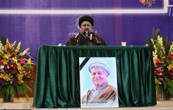 یادگار امام: آیت الله هاشمی انقلاب را فرزند خود می دانست و همواره پای آن ایستاد/ هاشمی به فهم مردم ایمان داشت