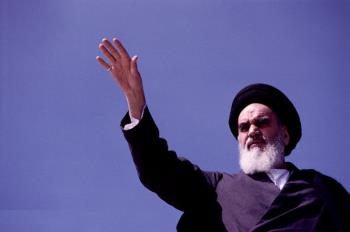 راه امام مسیر رستگاری انقلاب است/ قسمت دوم