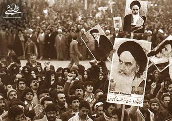 اوج عزت قم در ۳۲۸ روز؛ حوادث مهم انقلاب در زمان حضور یازده ماهه امام خمینی در قم اتفاق افتاد