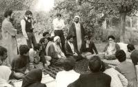 در منظر امام توسعه مادی و معنوی در گرو توجه به جوانان است/ مروری بر ارتباط دانشجویان با امام خمینی 
