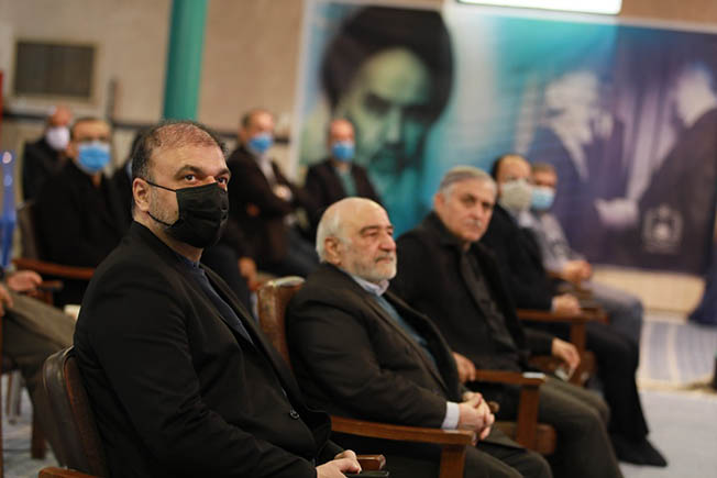 گزارش تصویری مراسم نشست تحلیلی صدور پیام امام به میخائیل گورباچف در حسینیه جماران