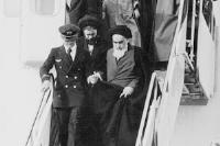 لحظه ورود امام خمینی (س) به ایران