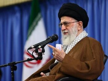 رهبر معظم انقلاب: امروز هنگام سخنرانی حاج حسن خمینی، کسانی سروصدا کردند؛ بنده با این نوع تخریب ها و سروصدا ها مخالفم؛ این را همه بدانند+ فیلم