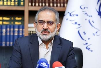 معاون پارلمانی رئیس جمهور در بازید از غرفه موسسه: روحیه تحولی خواهی امام باید همیشگی باشد