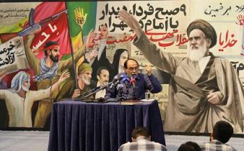 رحیم پور ازغدی: فرزندان امام قهرمان زهد و ساده زیستی بودند