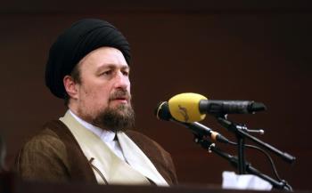 یادگار امام:«گفتگو» وظیفه امروز ماست/ هدف گفتگو پرداختن به دردهای مشترک و یافتن راهکار است/ شرط گفتگو «موضع برابر» است/ توهین به مقدسات پایان گفتگوست
