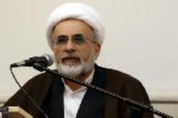 برجسته ترین جلوه و ویژگی ماه مبارک رمضان، دعا و مناجات است/ امام خمینی توصیه کردند در دعاها، واقعا با خدا صحبت و مناجات و نجوا کنیم