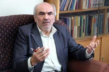 دکتر حاضری: امام خمینی معتقد است حاکم اسلامی مقیّد به میثاقی است که با مردم دارد