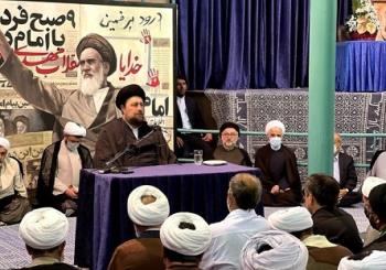 یادگار امام: قید«مطلقه» در عنوان ولایت فقیه، نسبت به «احکام اولی» است، نه «قانون اساسی»/ توجه به اسلام از مهم ترین ارکان اندیشه امام و چهارچوب آن «ولایت فقیه» است 