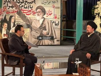 یادگار امام: هیچ چیز مثل حضور مردم توان یک مملکت را بالا نمی برد/ حرم امام در حقیقت نمادی برای جمهوری اسلامی است