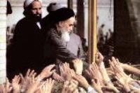 در منظر امام خمینی قانون گریزی علت همه مفاسد اجتماعی است