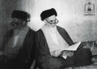عکس های منتخب از امام در حال مطالعه کتاب  