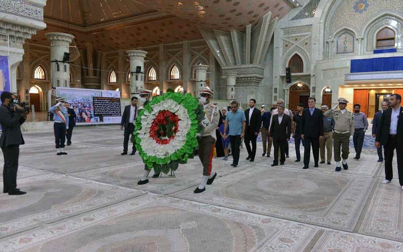 حضور مقام عالی ارتش پاکستان به همراه خانواده در حرم مطهر امام خمینی
