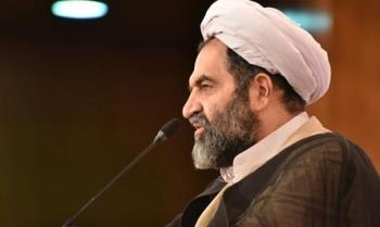 سروش محلاتی: تفسیر حضرت امام از «جمهوری» یعنی نظامی که متکی به رأی آزاد عموم مردم است