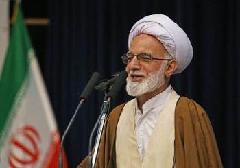 نماینده ولی فقیه در استان مرکزی: امام خمینی روح الله زمان است