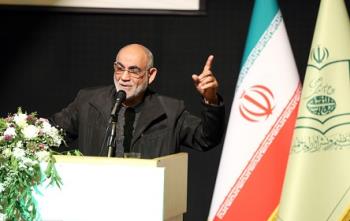 مظفر، عضو مجمع تشخیص: خانواده شهدا باید آرمانهای شهدا را بیشتر از دیگران حفظ کنند/ فرمانده سپاه روح الله استان مرکزی: هدف دشمن در این جنگ ترکیبی حذف رهبری بود