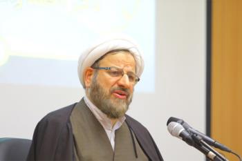 احمد واعظی: امام خمینی عمیقا به «جمهوریت» معتقد بودند/ جمع میان حکومت دینی و جمهوریت در اندیشه امام مبنایی است