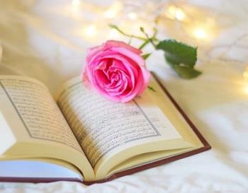 نگاهی به جایگاه قرآن در اندیشه امام خمینی/ در نظر امام روش قرآن در دعوت به حیات طیبه چگونه بود؟