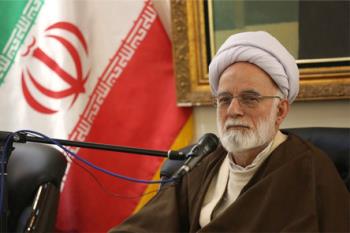 آیت الله دری نجف آبادی: تمامی بخش های حاکمیت باید رهنمودهای امام را در نظر بگیرند/ عدالت اجتماعی و مبارزه با فساد و تاکید بر شایسته سالاری وظیفه ماست/ امامان جمعه مراقب باشند