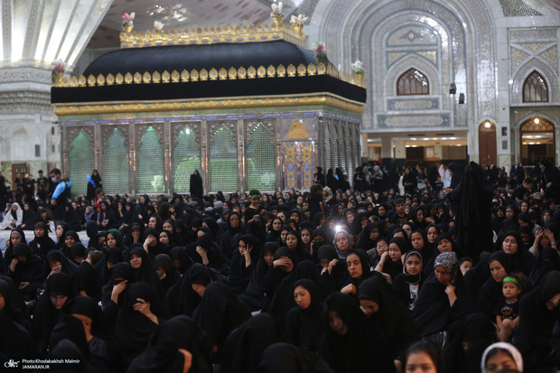 مراسم  سوگواری شب ۲۸ صفر در حرم امام خمینی برگزار می شود