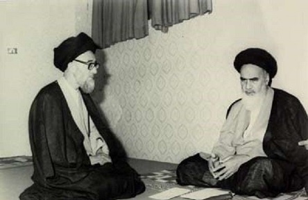 امام خمینی: شهادت در راه خداوند زندگی افتخارآمیز ابدی و چراغ هدایت برای ملتهاست