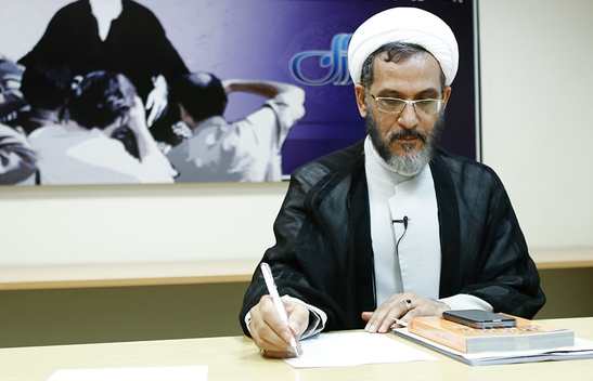 قانون گرایی امام و تفویض اختیار به نهادهای قانونی