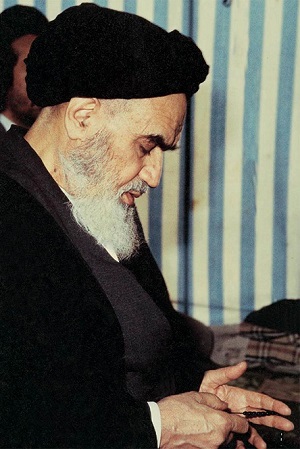 عرفان و جهاد/ تفسیر امام خمینی از اجر عظیم مجاهدان فی سبیل الله