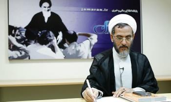 راهبرد استقلال طلبی در سیاست خارجی امام خمینی/ بازخوانی یک سنت انقلابی