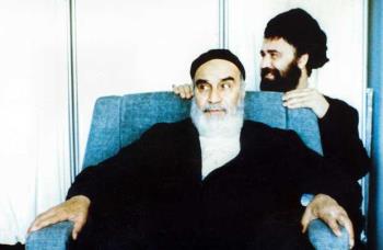 کسی که در مراقبت از امام سنگ تمام گذاشت که بود؟